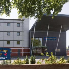 Redwings Lodge Birmingham, hotelli kohteessa Oldbury