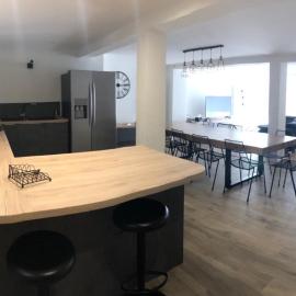 L'Atelier- Appartement, Sauna, Jardin, Centre Ville, proche commerces et restaurants