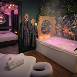Suite Passion - Jacuzzi privé - Table massage, hotel u gradu 'Saint-Étienne'