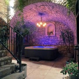 Stone House Hedonia