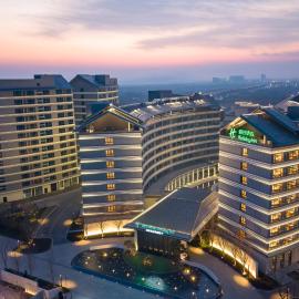 Holiday Inn Xianyang Shuangzhao Lake by IHG