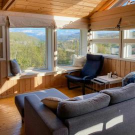 Mountain Cabin With Glacier Views, hotell i Norheimsund