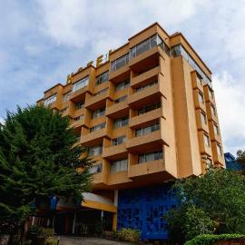키토에 위치한 호텔 Hotel Savoy Inn