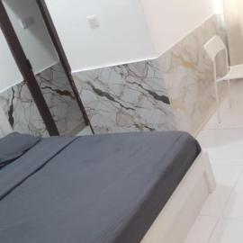 Suite Full Studio Apartments, hotel a Baţīn