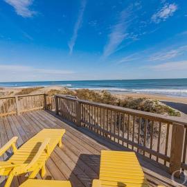 Nautical Endeavors Beach House Steps from Surf, hotel in Rodanthe