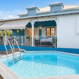 Ameli'ber, hotel u gradu 'Sainte-Rose'
