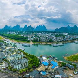 阳朔碧莲江景大酒店, hotel di Yangshuo