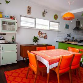 Eco Retro Aldinga Beach House, hotel in Aldinga Beach