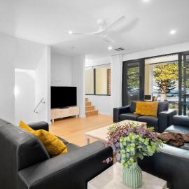 Harborview Modern Apartment 9F