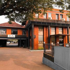 Hotel Breezeland, hotel en Changanācheri