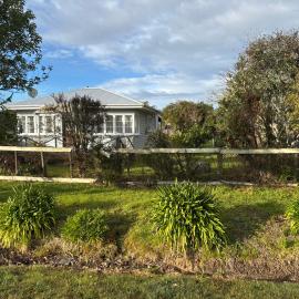 Ngawha Springs Cottage, hotel a Rakautao