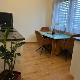 Apartment Im Sand nahe am See, Hotel in Bad Schonborn
