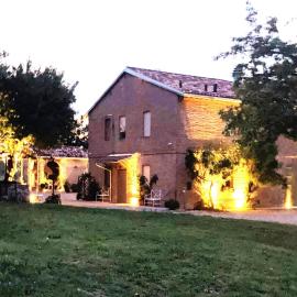 Agriturismo "La Fondazza", khách sạn ở Imola