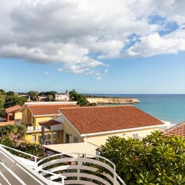 A Due passi dal Mare Villas