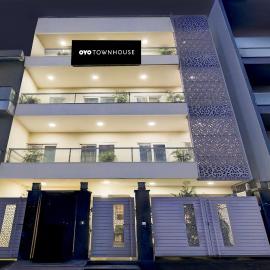 Townhouse Hotel Sec- 54 Golf Course Road, Hotel in Gurgaon