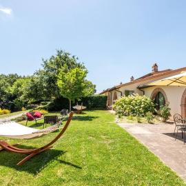 Villa Aquila-Cignella Resort Acommodation Tuscany