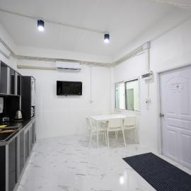 ดอนเมือง 203 Near DMK Airport BTS Wat PhraSi, hotel in Bang Khen