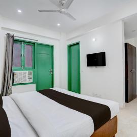 Townhouse DLF Phase-4 MG Road Cyber Hub