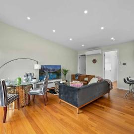 Luxurious 3-Bedroom Townhouse in Charming Maidstone 7 KM TO CBD, hotel a Braybrook
