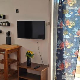 Apartments Burcul Pag, хотел в Паг