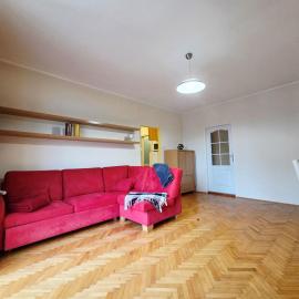 Retro apartment in the Old Town