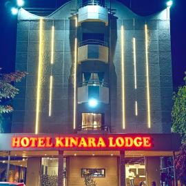 Jāmkhed में, होटल Hotel Kinara Lodge