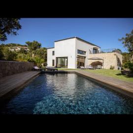 Villa l'orangerie, 2 chambres , Piscine, 4personnes