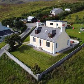 Jemimaville, Hotel in Holm of Helliness