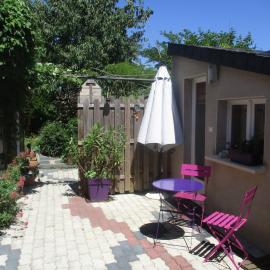 Studio aux portes d'Angers, hotel in Les Ponts-de-Cé
