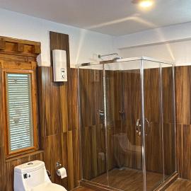 PumakhaPhochu service Apartment & Phuntshochoeling Village Homestay, hotel a Punākha
