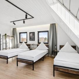 Charmantes 2 BR Apartment mit Parkplatz, hotel a Weiden