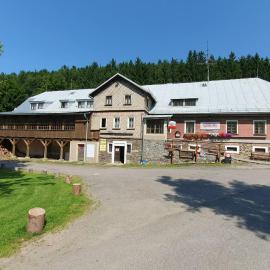 Horská bouda Čihalka, hotel u gradu Olešnice v Orlických horách