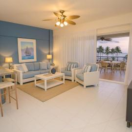 Stunning Beachfront 2BR Condo in Juan Dolio, hotel in Juan Dolio