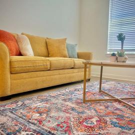 Modern & Cozy Work-Friendly Getaway with Pool & Gym