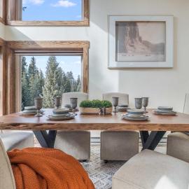 Ski In&Ski Out Penthouse 3BD and Loft Pool HTub