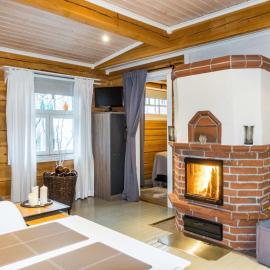 Holiday Home Renkitupa by Interhome, hotelli kohteessa Saarenkylä