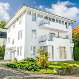 Apartment Dünenresidenz 24 by Interhome