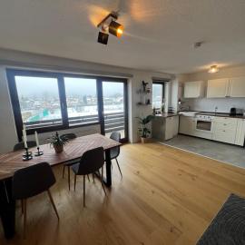 Gemütliche Ferienwohnung Zugspitzblick in Oberau, ξενοδοχείο σε Oberau