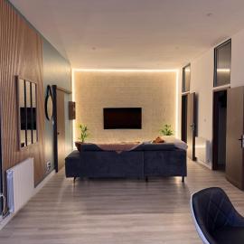 HOME 102 Cosy