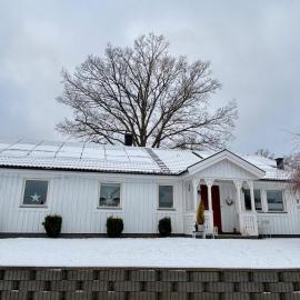 Independent entire villa near IKEA IoS, hotel i Älmhult
