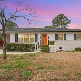 Spacious Family 3BR Quiet Raleigh Near North Hills Free Parking WiFi, Hotel in Raleigh
