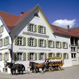 Viesnīca Braustüble und Hotel zur Post pilsētā Veilere-Zimmerberga
