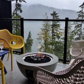 Oceanfront Marina & Mountain views- pet friendly
