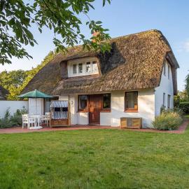 Dat Reethuus โรงแรมในSt. Peter-Ording