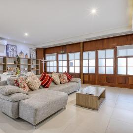 Spacious & chic 1 bedroom in Birgu waterfront GSPI1-1, hotel in Vittoriosa
