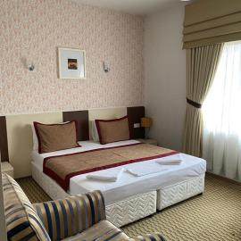 Legend Tem Hotel, viešbutis mieste Silivris