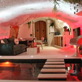 L alcove des Sens Love Room Jacuzzi sauna, Hotel in Tours