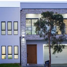 Brand New Elegant House, hotel in Marsden Park