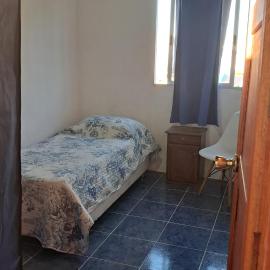 Habitación privada en casa en Hipódromo Maldonado โรงแรมในมัลโดนาโด