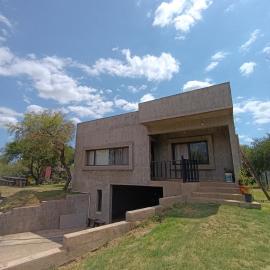 Casa Campo Las Maravillas، فندق في ميرلو